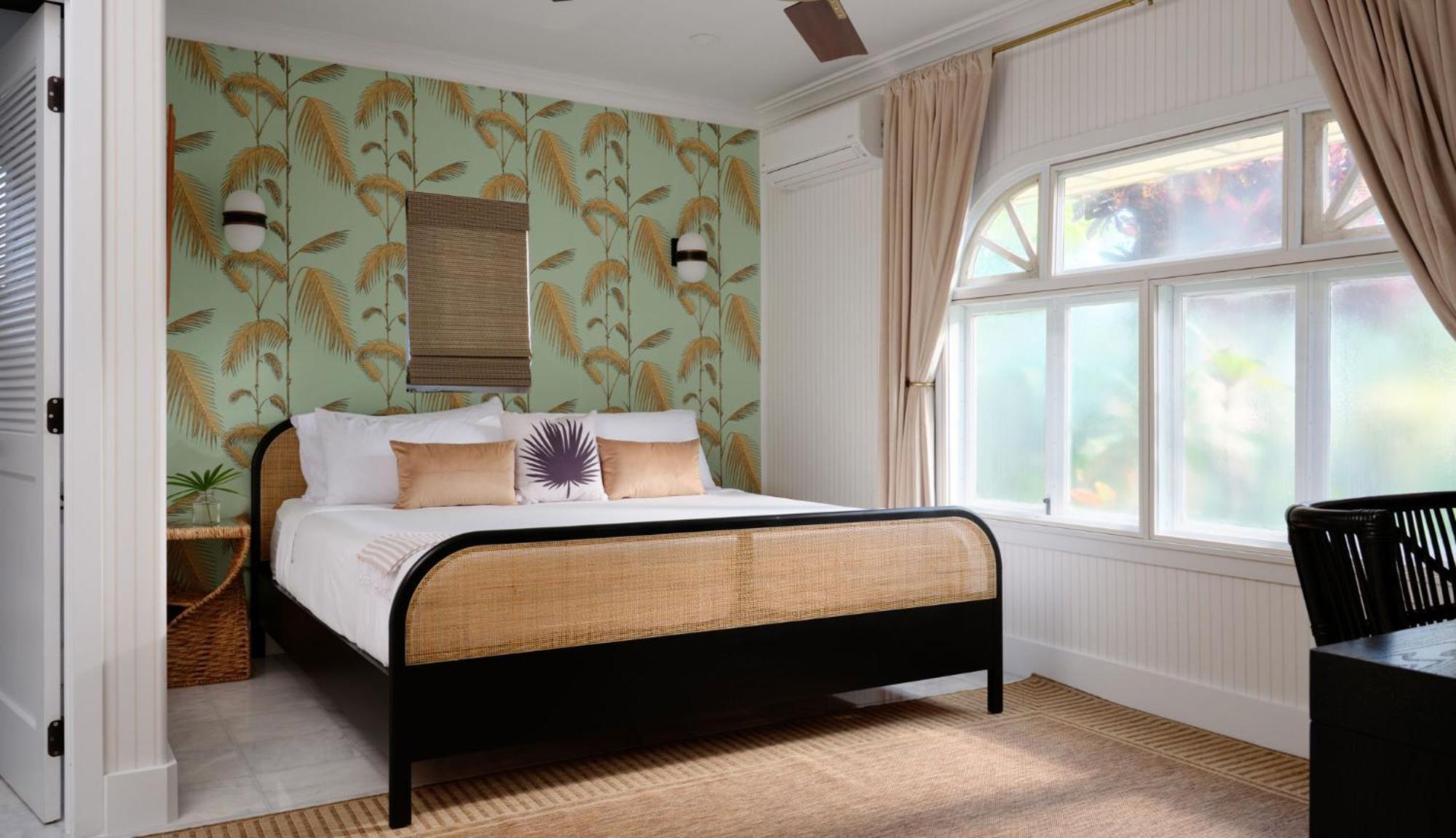 The Historic Wailuku Inn Maui Экстерьер фото